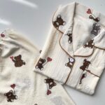 ست بلوز و شلوار راحتی موسلین طرح خرس رمانتیک - Image 3