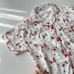 ست بلوز و شلوار و شلوارک نخی موسلین طرح سگ قرمز - Image 3